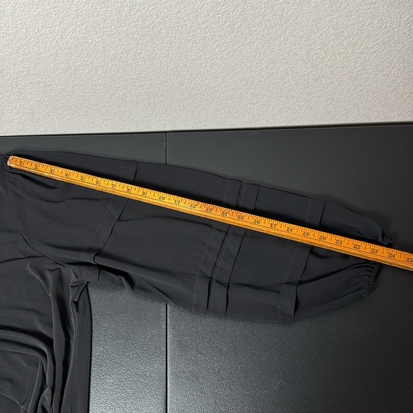 Calvin Klein top with‎ sheer long sleeves - Picture 7 of 8